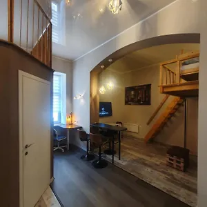 Apartamento Art-club With Air Condition, Budapest